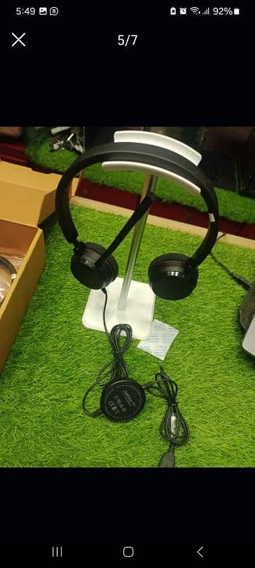 Jabra evolve 20 headphones cell center hadsat logitech Plantronics 2