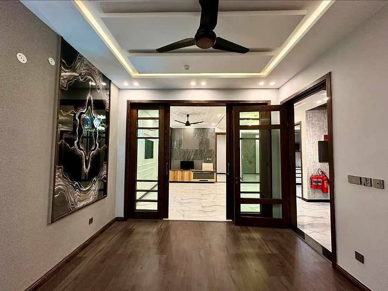 Ten (10) Marla Ultra Modern Design House for Sale in DHA Phase 5 Lahore 16