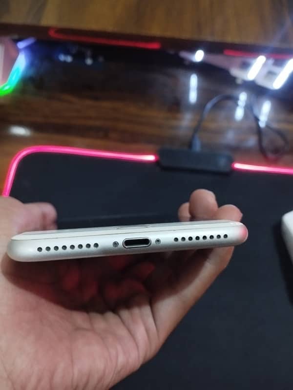 Apple Iphone 8 plus pta approved 9