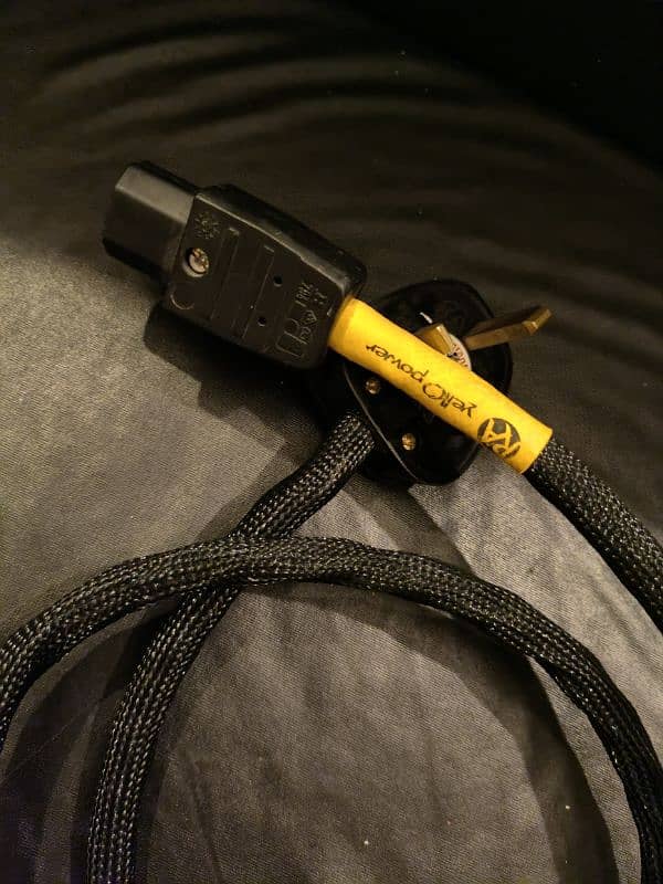 russ Andrews yellow power cable made with Kimber kable high end 1