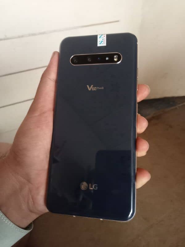 lg v60 1