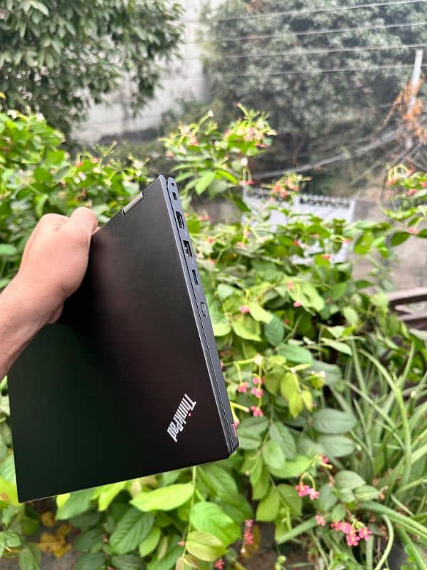 LENOVO THINKPAD YOGA SERIES 7