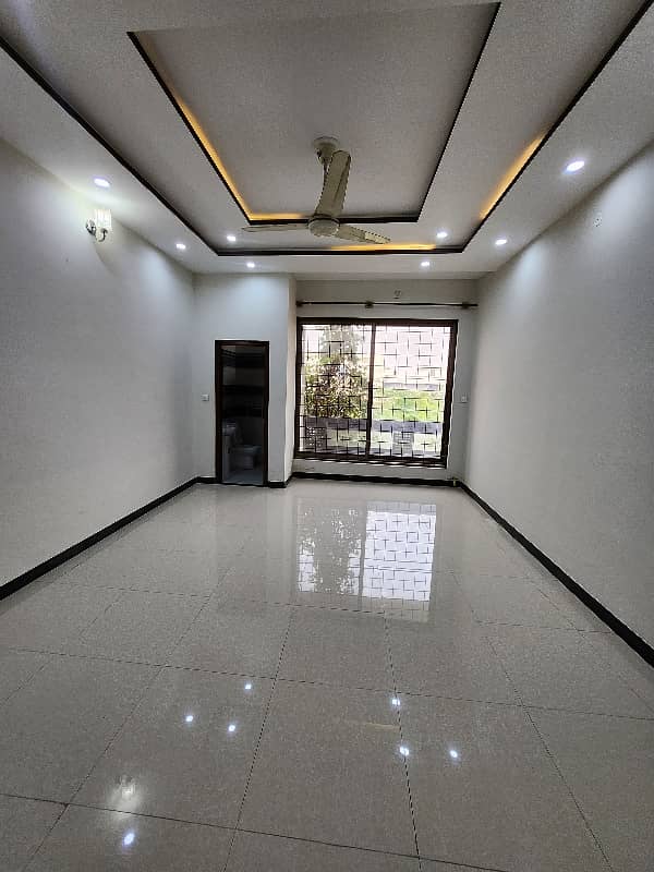 Beautiful like brand New Upar portion For rent in media Town Bolck C gas bejli sprt 3