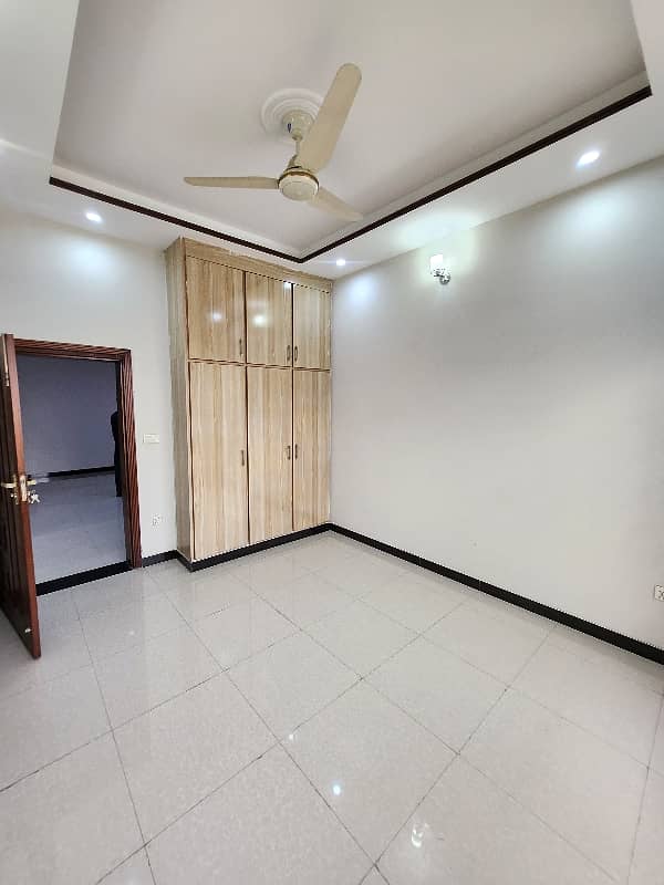 Beautiful like brand New Upar portion For rent in media Town Bolck C gas bejli sprt 9