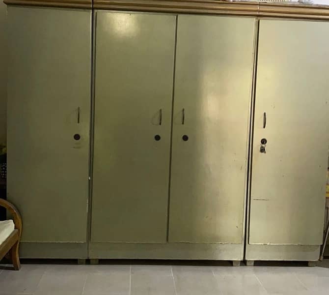 4 door wooden cupboard for sell 0