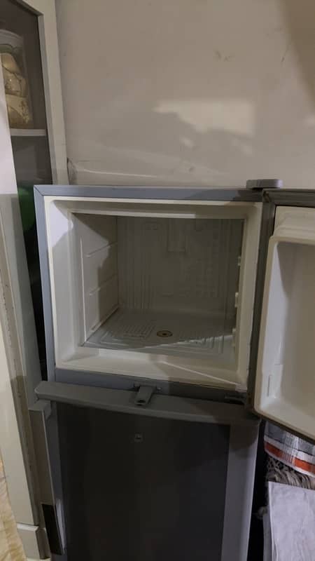 Dawlance Room Double  Doors Fridge for sale 1