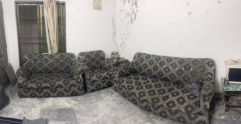 used sofa set for sale in lahore 3