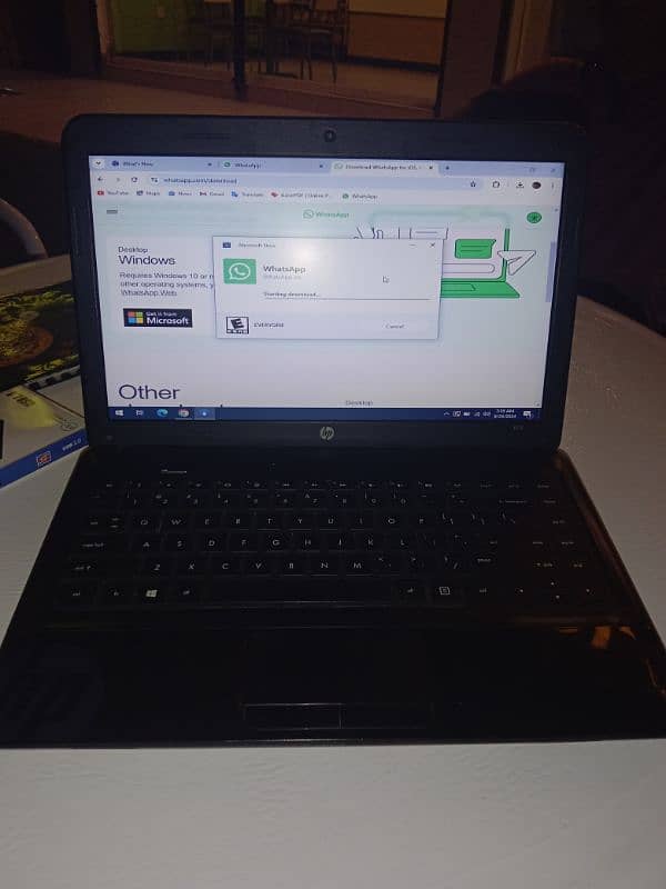 HP laptop 10/10 condition lush 3