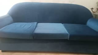 6 seater sofa set in an excellent condition