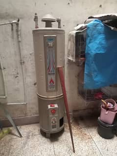 35 Gallons Gas Geyser for sale.