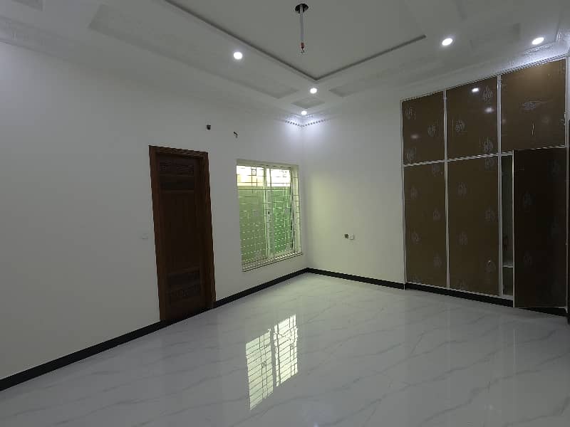 7 Marla House In Only Rs. 27000000 25