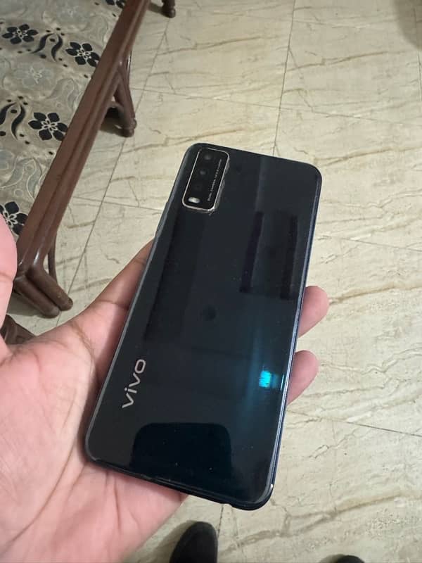 Vivo Y12s 1