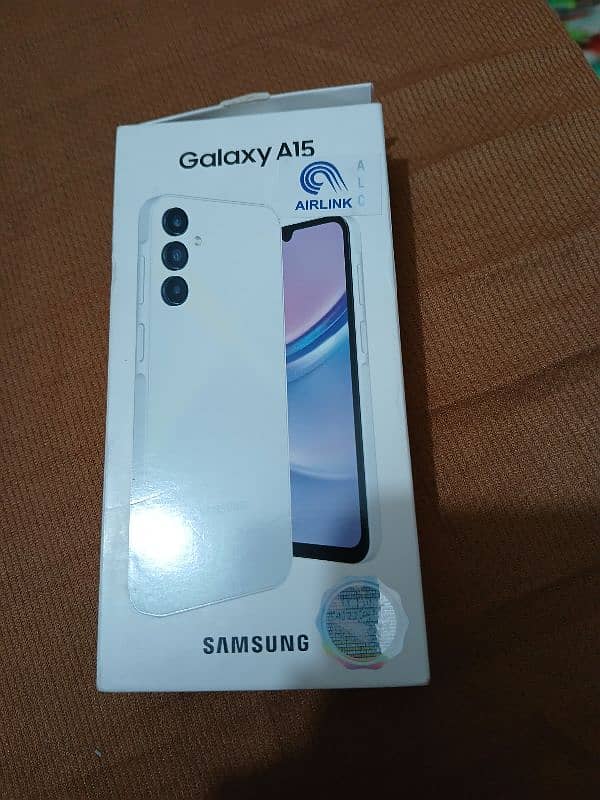 samsung A15. . . 8/256 1