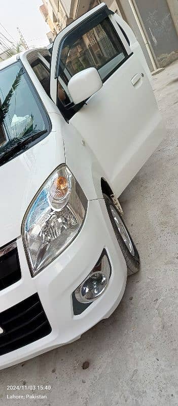 Suzuki Wagon R 2022 11