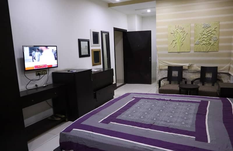 Luxury Double Bed Flat For Sale With Kitchen & Bath at Kohinoor City jarranwala Road Faisalabad 2