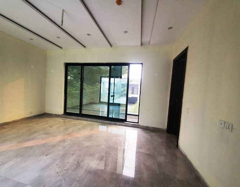 01 Kanal Brand New Luxury Upper Portion Available for Rent in DHA Lahore Cantt 4