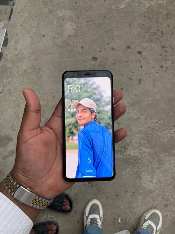 Google Pixel 4xl 6/128 with box accessories 2