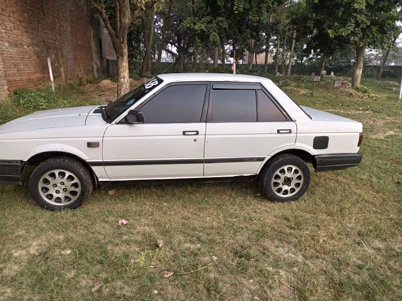 Nissan Sunny 1986 2