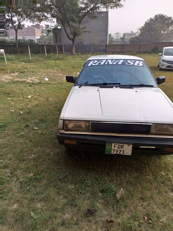 Nissan Sunny 1986 8