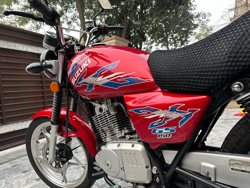 Suzuki gs 150  just like new bike Bhot kam use ki ha 0