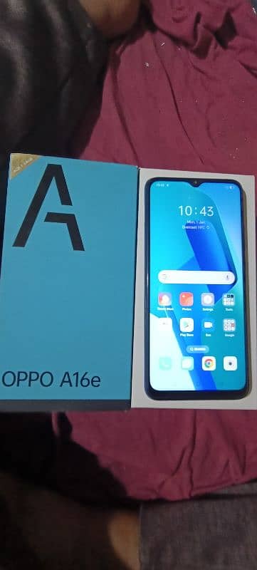 oppo a16 e good condition box available 4/64 achi halat main 1