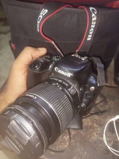 Canon200 d with boya bym1pro mic with dual battery with charger