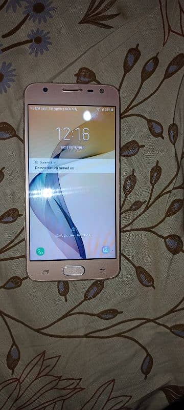 Samsung j5 prime. location Faisalabad front and back camera not clear. 1