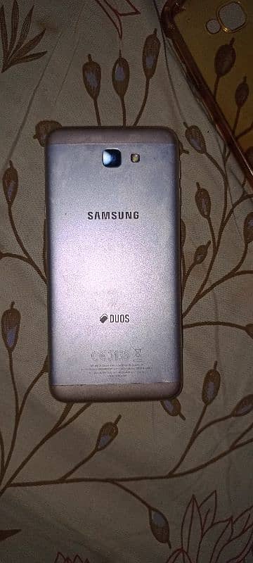 Samsung j5 prime. location Faisalabad front and back camera not clear. 3