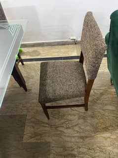 dinnig table and chairs for sale