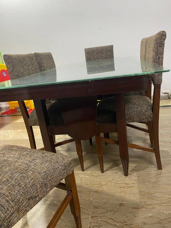 dinnig table and chairs for sale 2