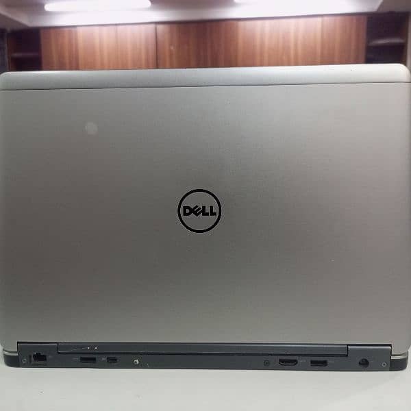 Dell i7 4th generation 2.7 mhz 1