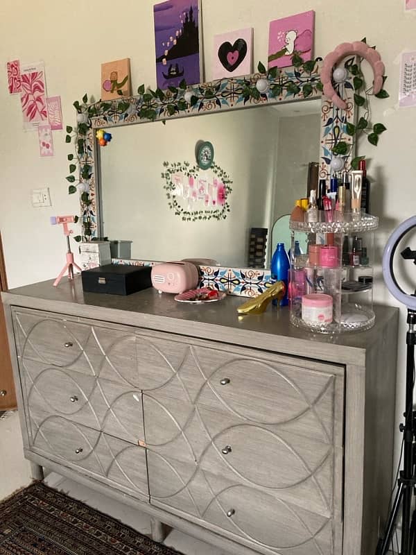 chest drawer vanity 4