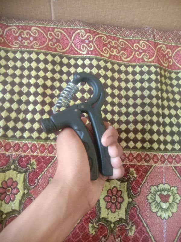 hand gripper 1