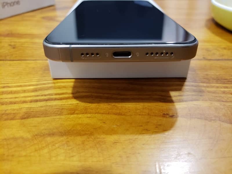 iPhone 15 Pro Max | 256 GB | LLA | PTA Approved 4