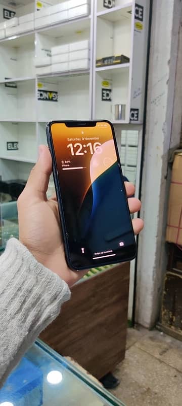 iphone Xsmax 256gb jv   whatsapp: 03175088406 2