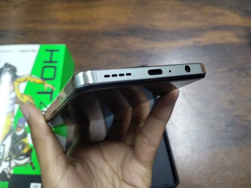 Infinix Hot 40 16/256GB 10/10 Condition 3