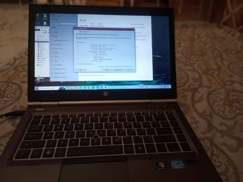 hp elitebook core i7 8gb ram 3rd. generation 1