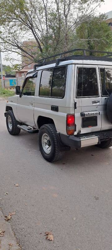 Toyota Land Cruiser 1987 2