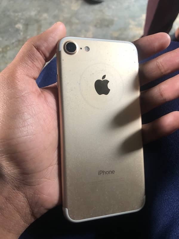 Iphone 7  PTA Approved Ram 32GB All ok 1