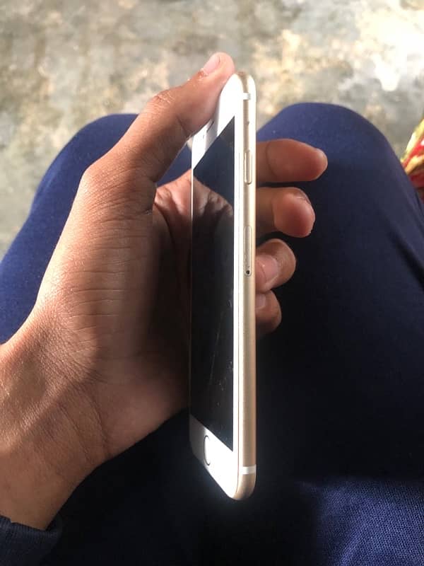 Iphone 7  PTA Approved Ram 32GB All ok 4