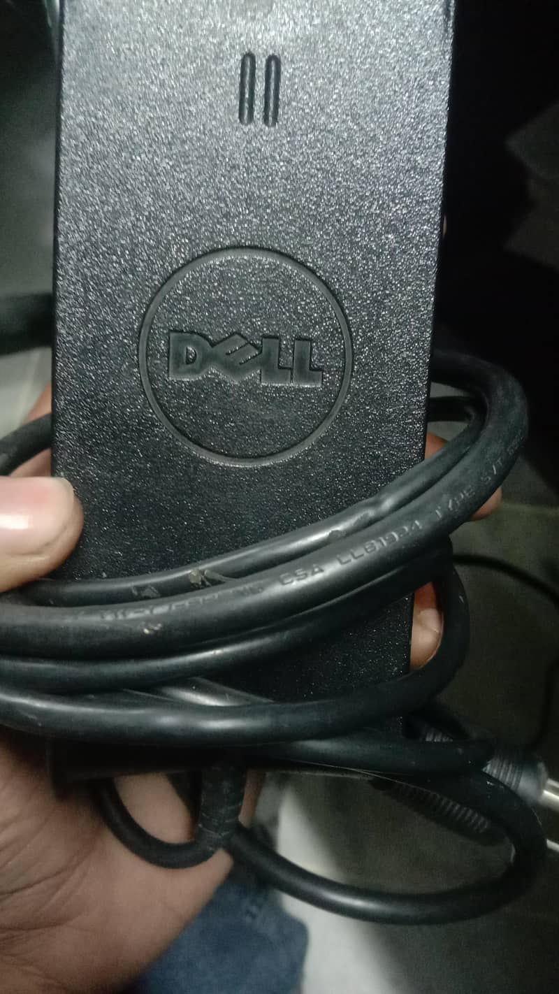 Lap top charger 0