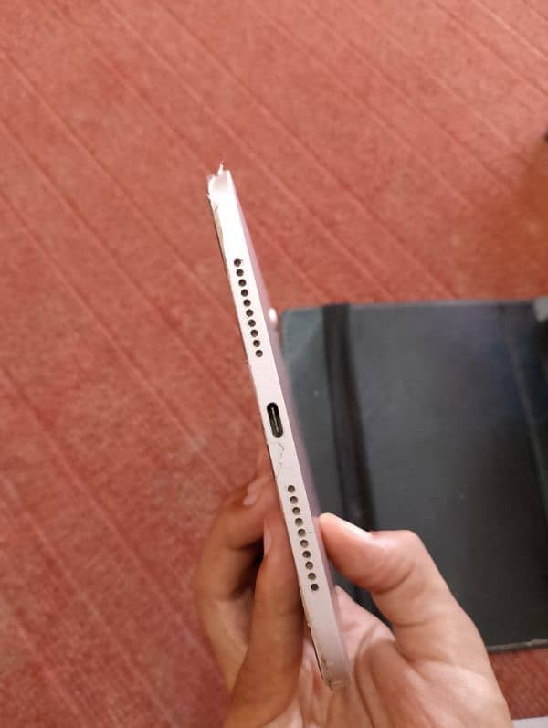 ipad mini 6 64gb condition 10/10 all okay only ipad 2