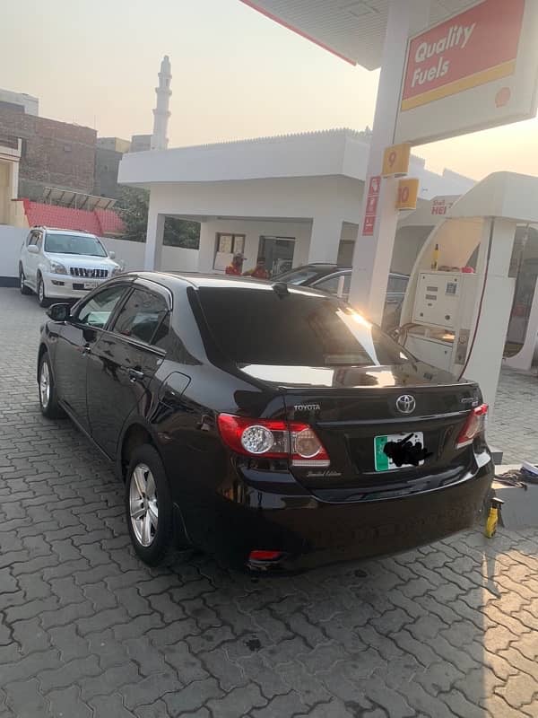 Toyota Corolla GLI 2013 7