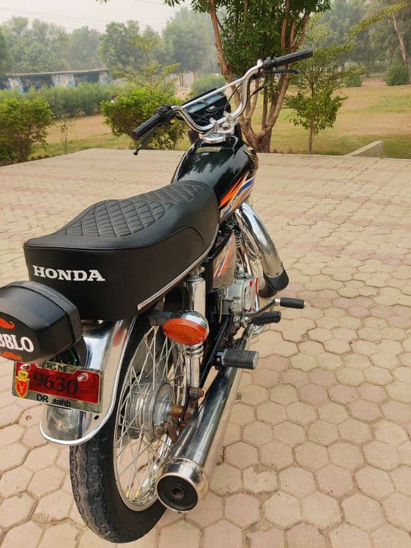 Honda 125 mint condition 2018 model for sale 4