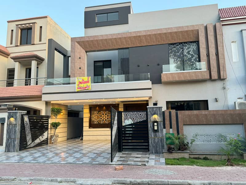 A BEAUTIFUL 10 MARLA HOUSE FOR SALE IN QUIAD BLOCK SECTOR E BAHRIA TOWN LAHORE 32