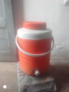 aoa I am salling water cooler half price good condition