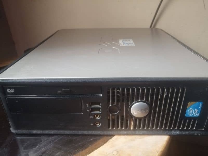 DELL  CORE 2 DUO 2GB RAM HARD 160GB 0