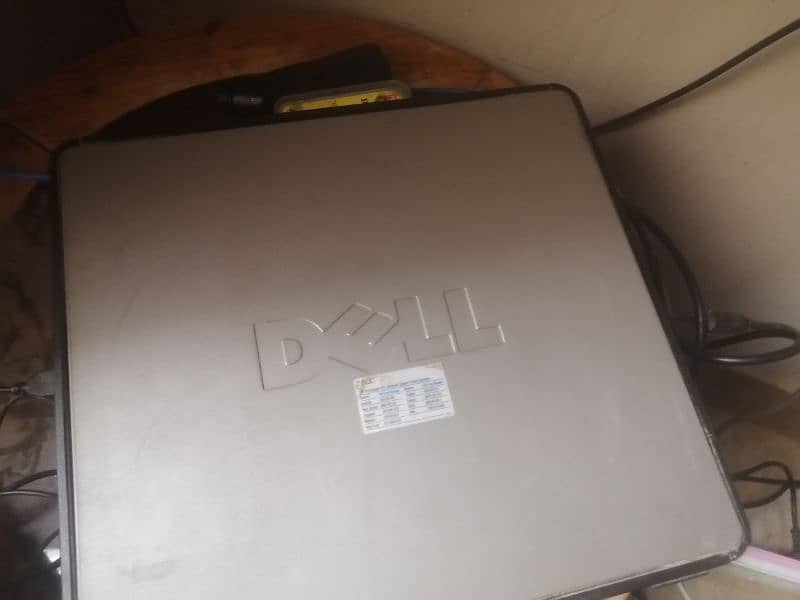 DELL  CORE 2 DUO 2GB RAM HARD 160GB 1