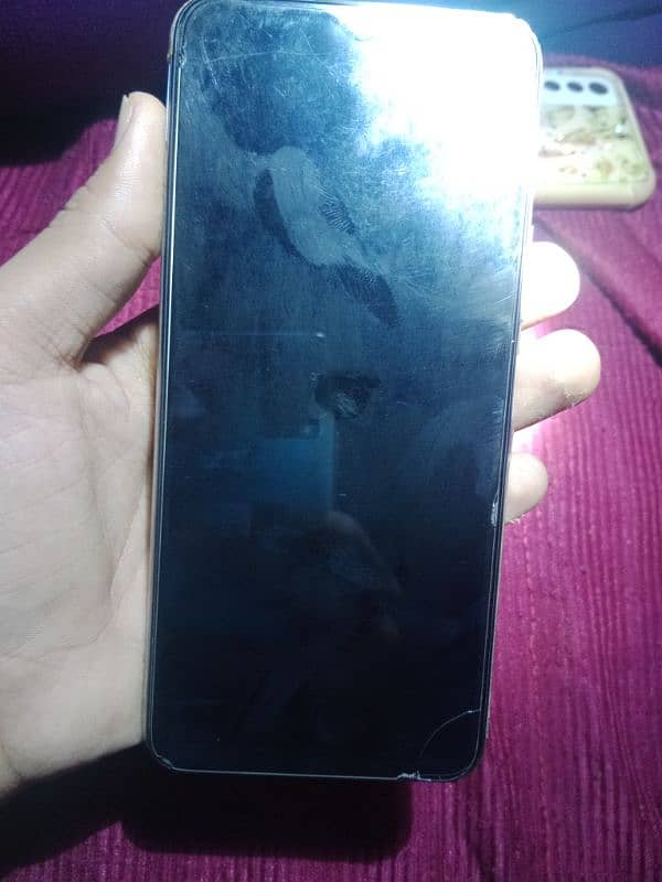 vivo y20 Brand New open box. price 2600 2