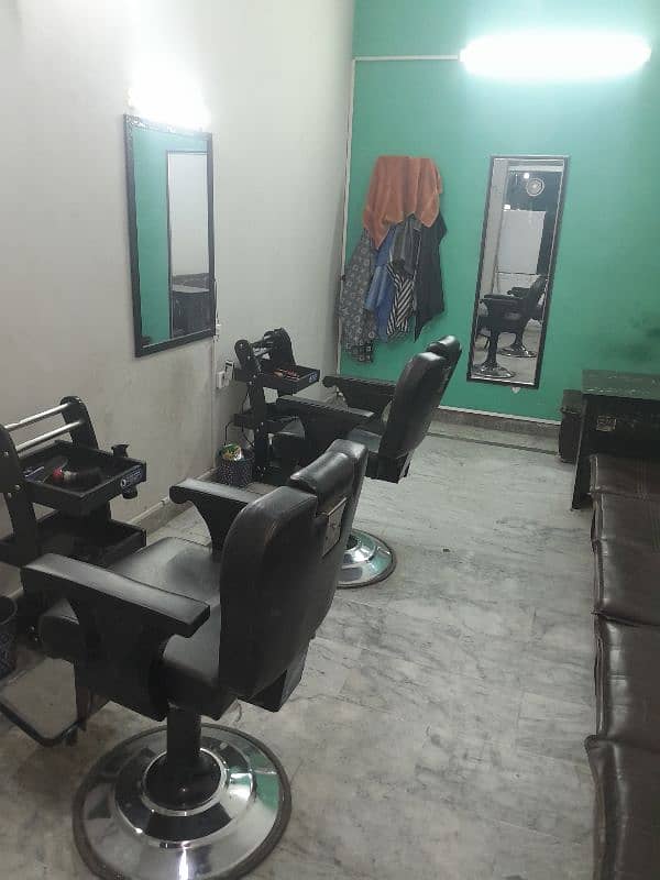 Salon Itmes For Sale 6